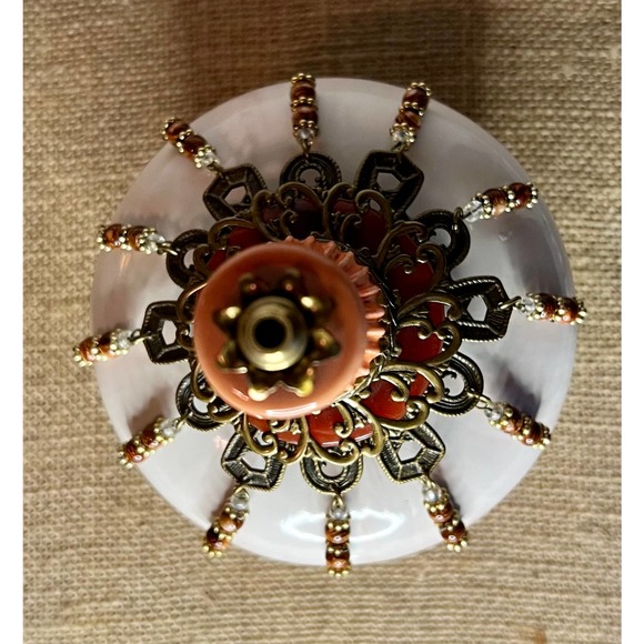 United Creation Donachelle Amber Nuance Oil Lamp - Picture 4 of 5